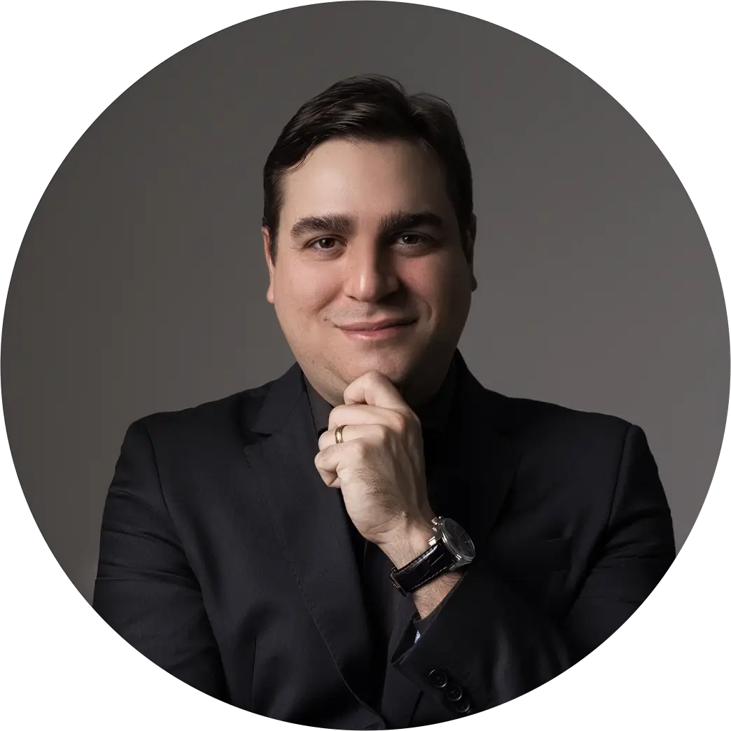 Dr. Bruno Garcia